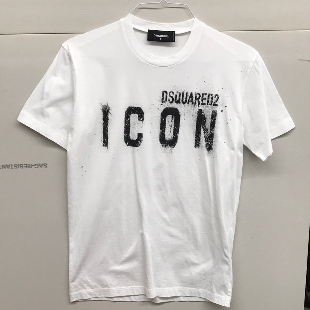 Beautiful DSQUARED2 Shirt